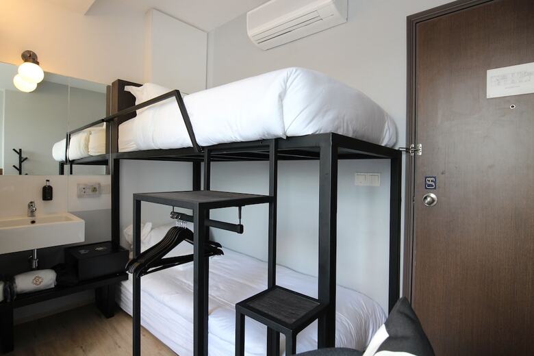 Hotel St Signature Bugis Beach, Dayuse, 5 Hours: 4pm-9pm