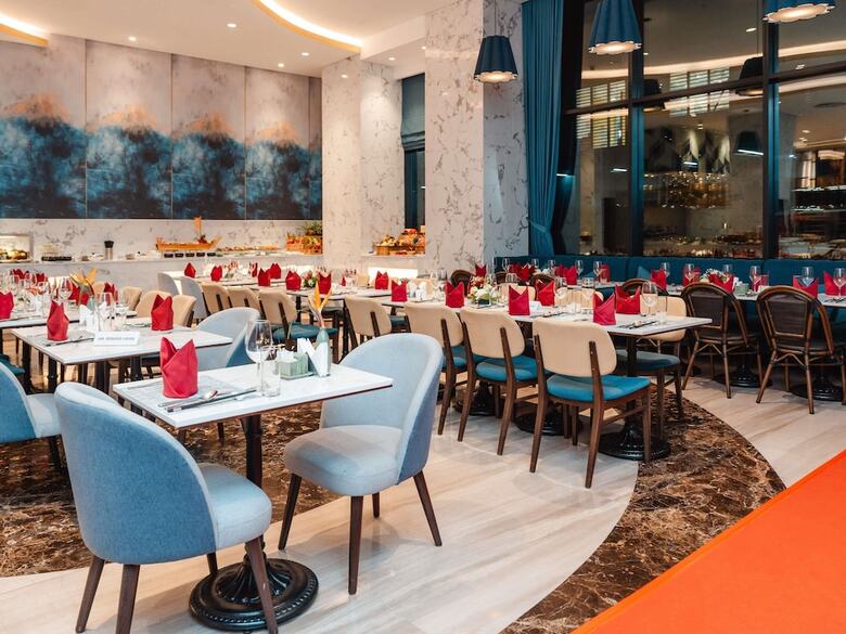 Hotel M�venpick Living West Hanoi