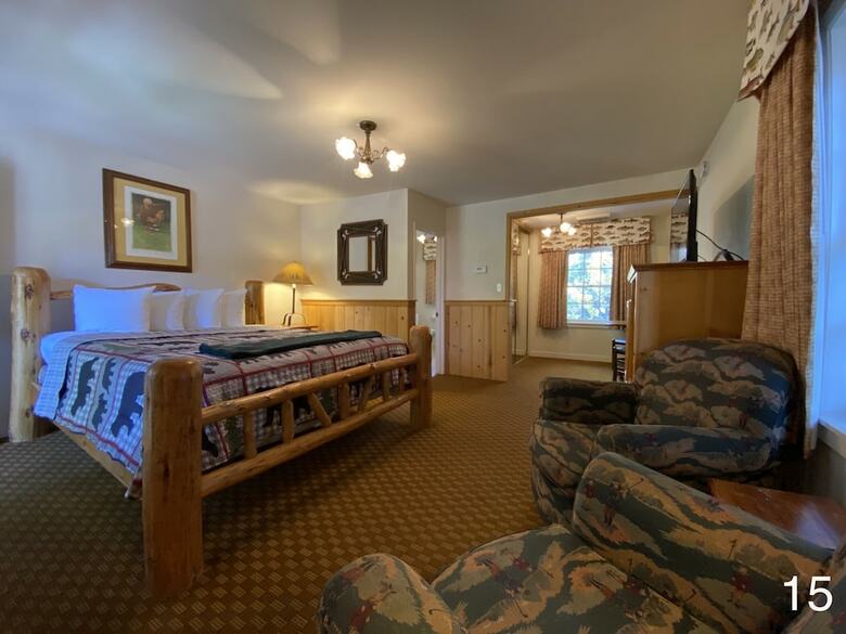 Hotel River Ranch Lodge & Restaurant