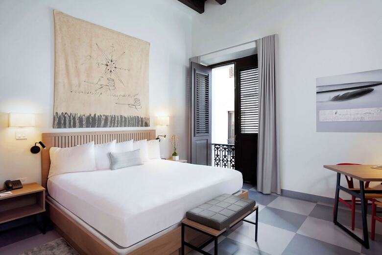 Hotel Palacio Provincial San Juan, Curio Collection By Hilton
