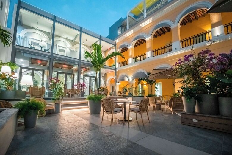 Hotel Palacio Provincial San Juan, Curio Collection By Hilton