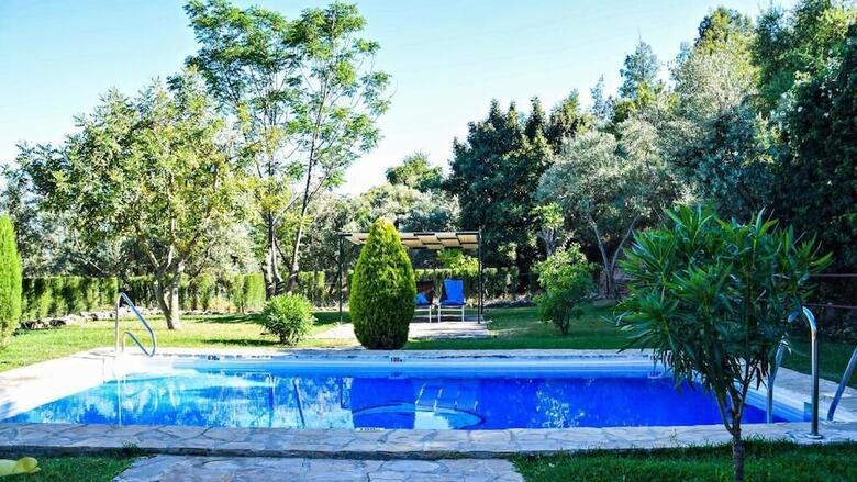 Casa Rural Los Algarrobales