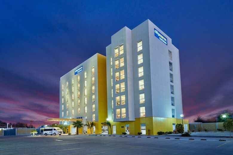 Hotel City Express By Marriott Caborca
