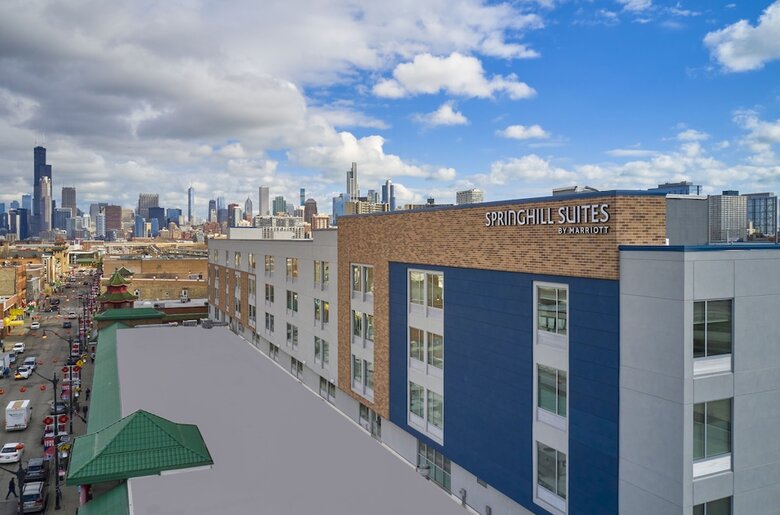Hotel Springhill Suites By Marriott Chicago Chinatown