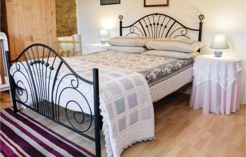 Holiday Home Maupertuis K-840