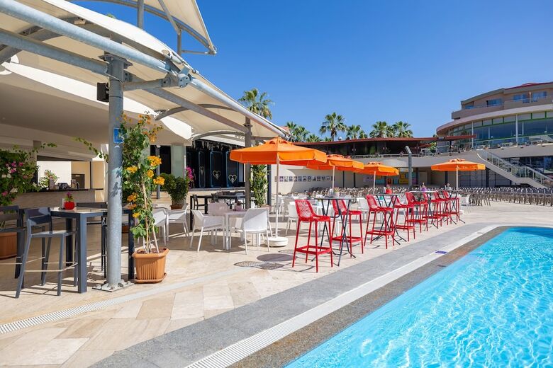 Vonresort Golden Coast - All Inclusive