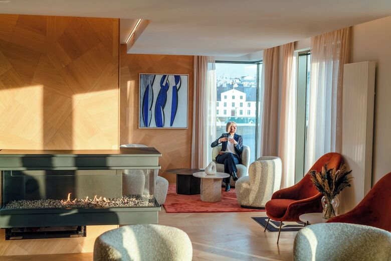 Iceland Parliament Hotel, Curio Collection By Hilton