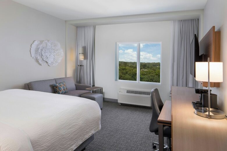 Hotel Courtyard By Marriott Amelia Island
