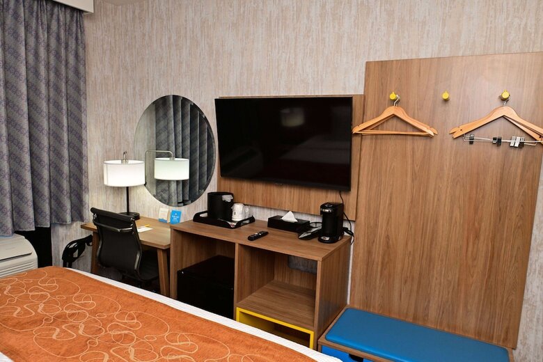 Hotel Days Inn By Wyndham Bronx Nyc