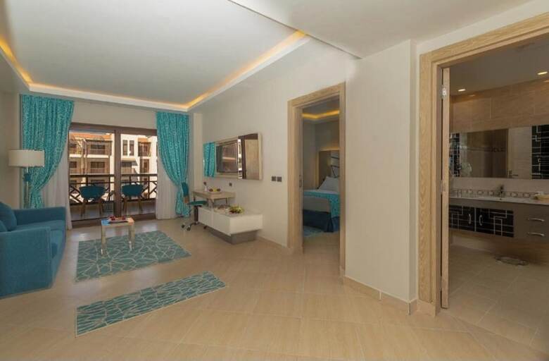 Hotel Gravity Resort Families & Couples Only