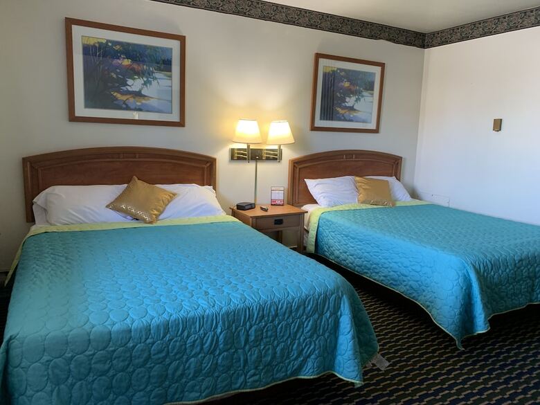 Motel Norton Shores Inn
