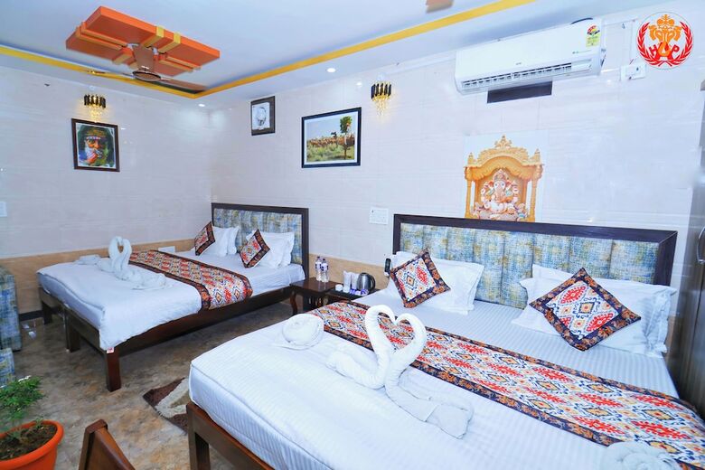 Hotel Ajeet Palace