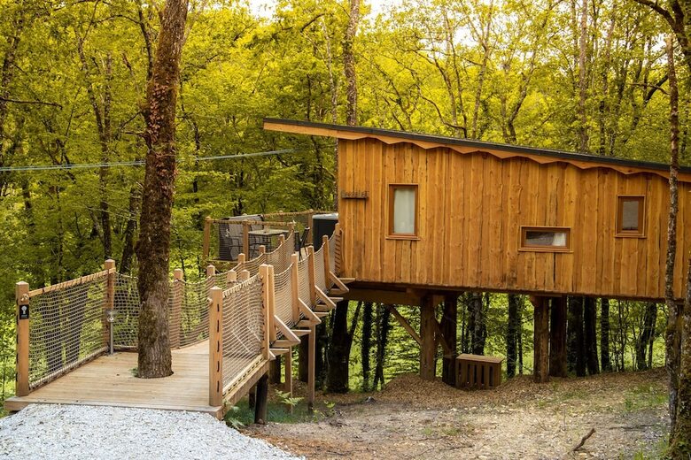 Les Cabanes Perch�es Du Mas Del Bosc