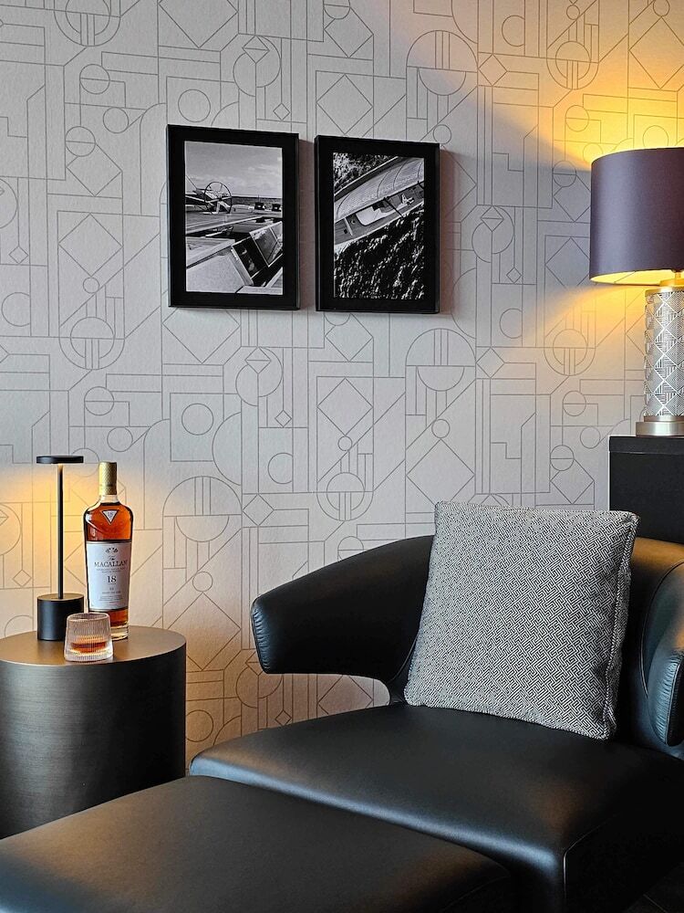 Hotel Kamo Residences By Reflections