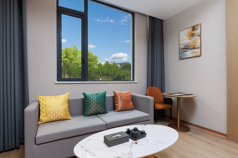 Ya Chen Hotel