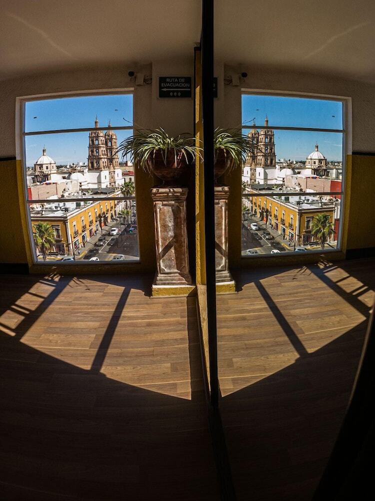 Hotel Casablanca