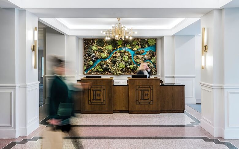 Hotel Elkhart, Tapestry Collection By Hilton