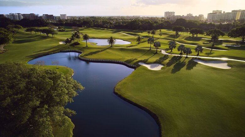 Hotel Bungalows At The Boca Raton
