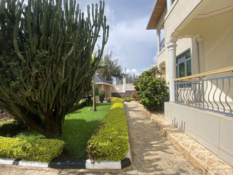 Bed & Breakfast Affordable Homes Kigali