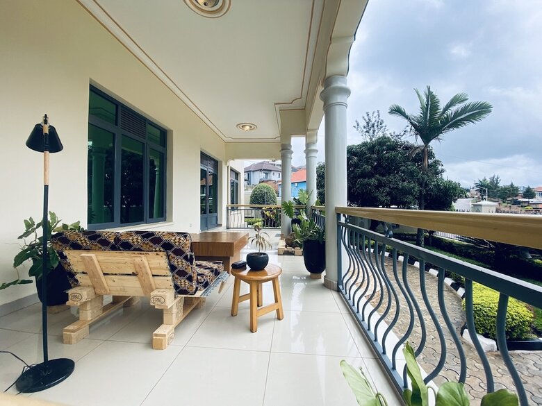 Bed & Breakfast Affordable Homes Kigali