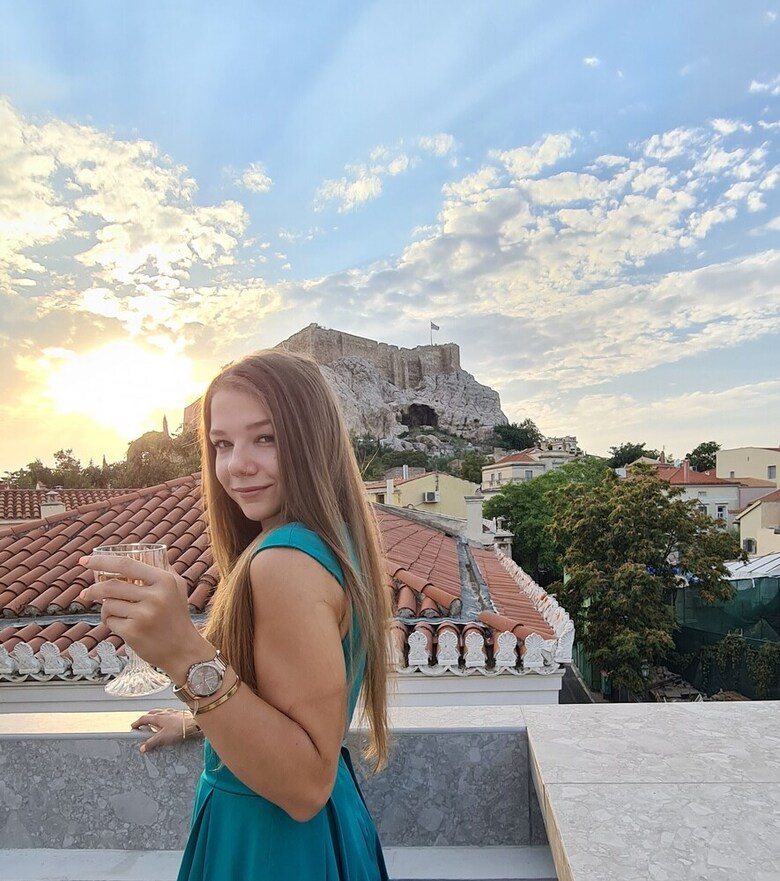 Cityzoe Athens Suites