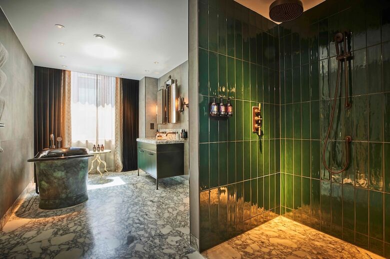 Hotel Chateau Denmark London