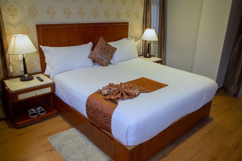 Mosy Hotel