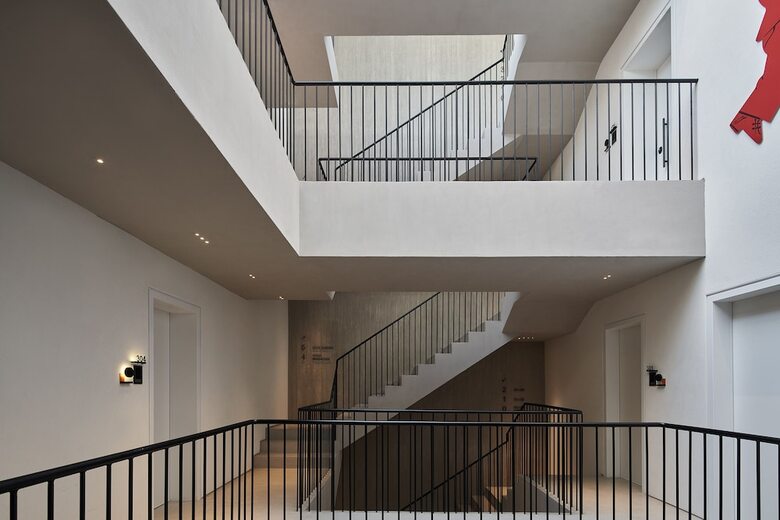 The Newel Psychiko