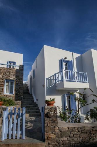 Astarti Apartments