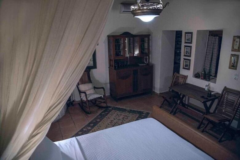 Hotel Troullos Traditional Houses