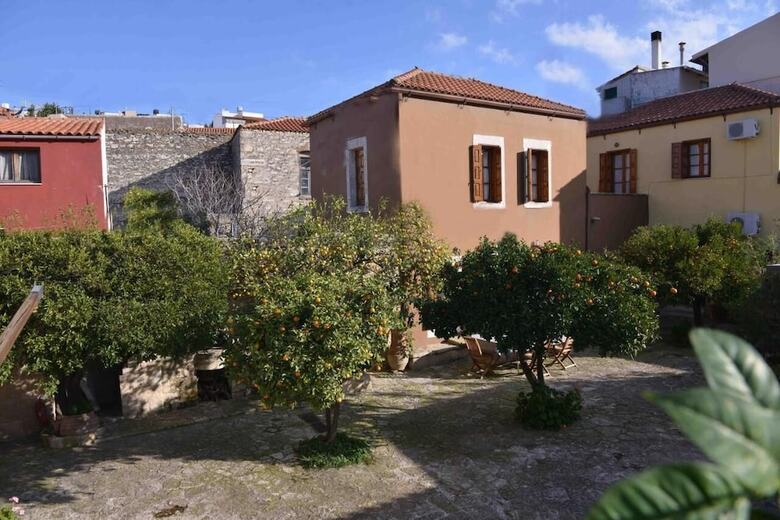Hotel Troullos Traditional Houses