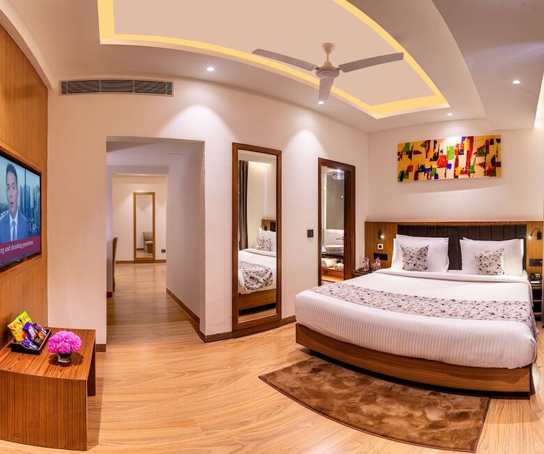 Hotel Lords Eco Inn Dehradun