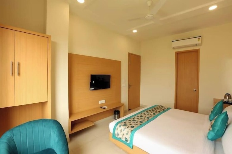 Hotel Regalia Grand By Delight Stay
