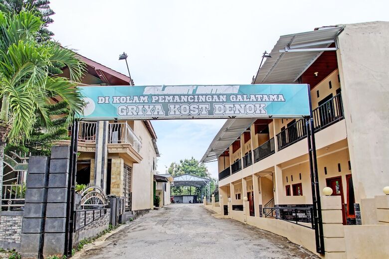 Hotel Capital O 93533 Griya Denok