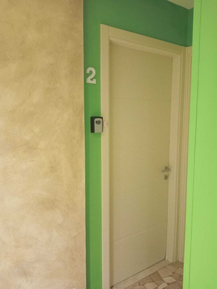 Monti Guesthouse