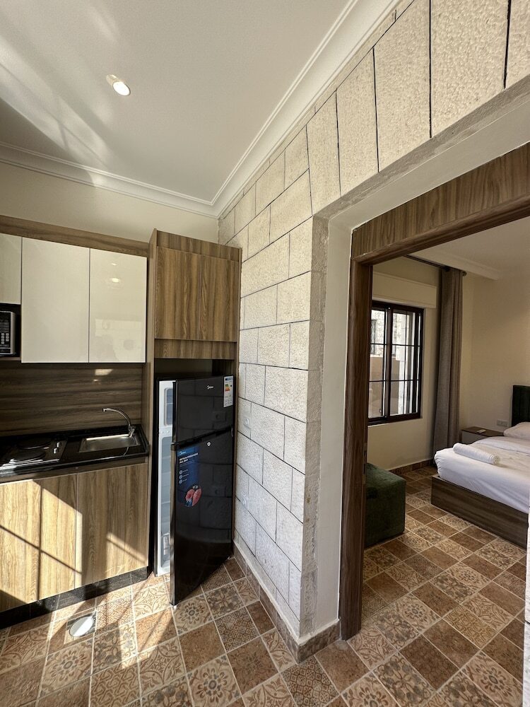 Aparthotel 4 Antica Jabalal-lwebdeh