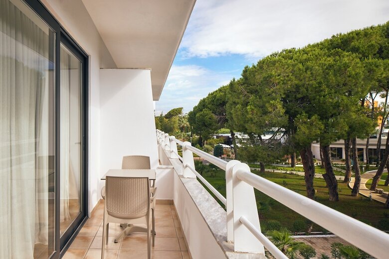 Hotel Sol Tropikal Durres