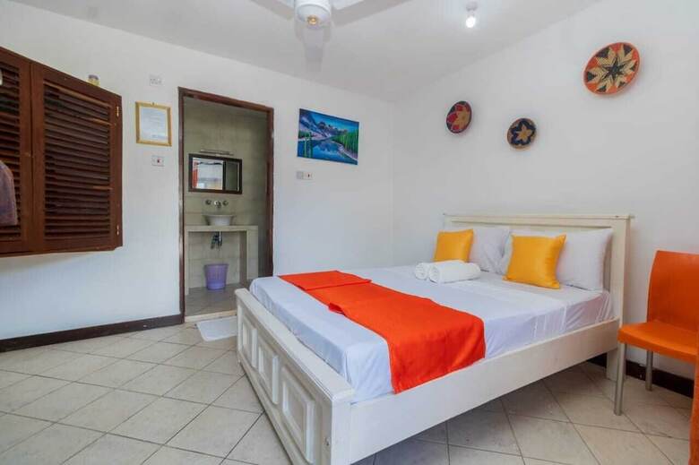 Hotel Pontoon Residence & Suites