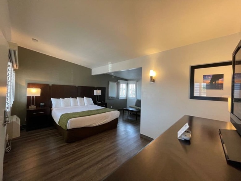 Motel Hi View Inn & Suites