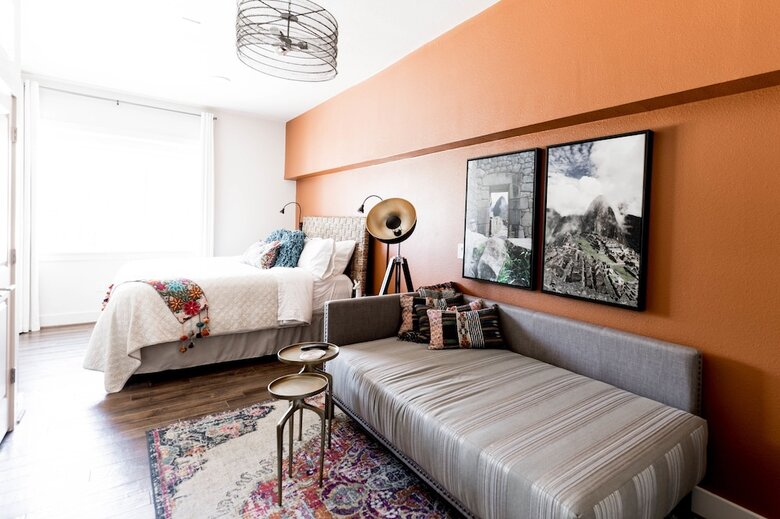 Bishop Arts Hotel By Qresorts.