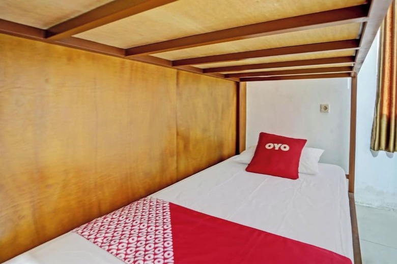 Hotel Oyo 92736 Bougenville Rover