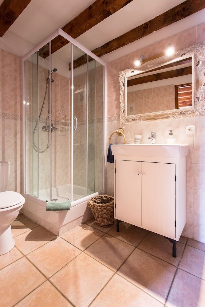 G�te-auberge de Montvilliers