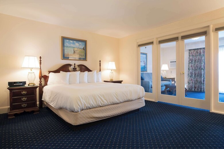 Hotel Bluenose Inn - Bar Harbor Collection