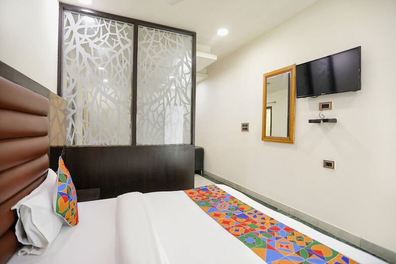 Hotel Fabexpress The Residency