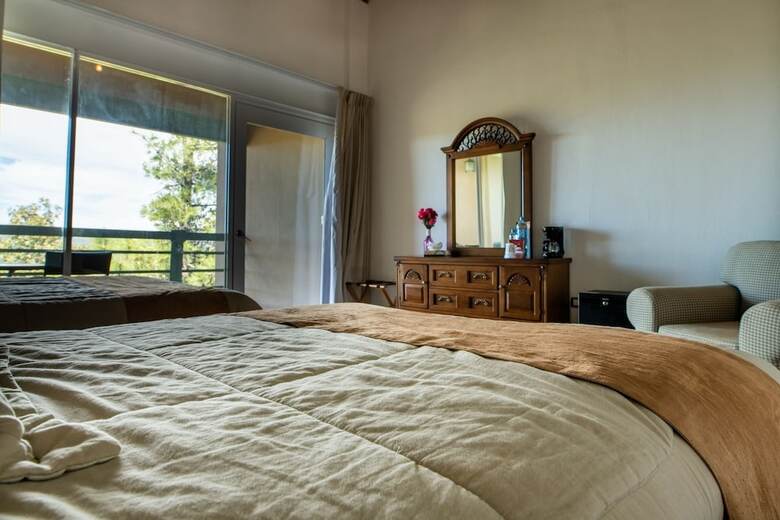 Hotel Molinillos Mountain Resort