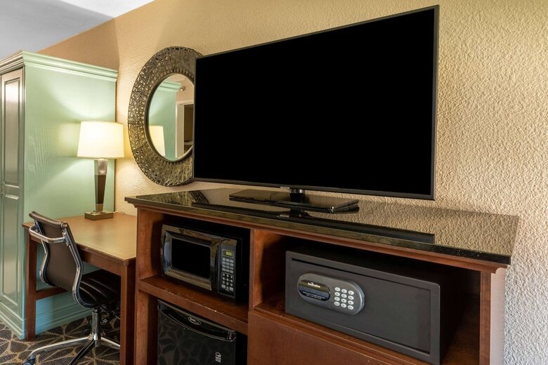 Hotel Baymont By Wyndham Mcallen/pharr