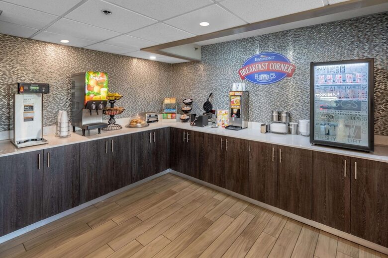 Hotel Baymont By Wyndham Mcallen/pharr