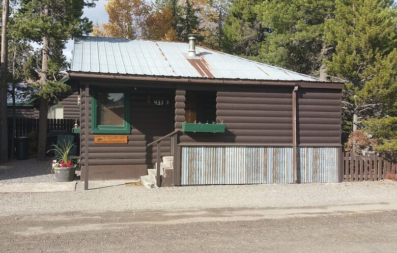 Hotel Yellowstone Wildlife Cabins