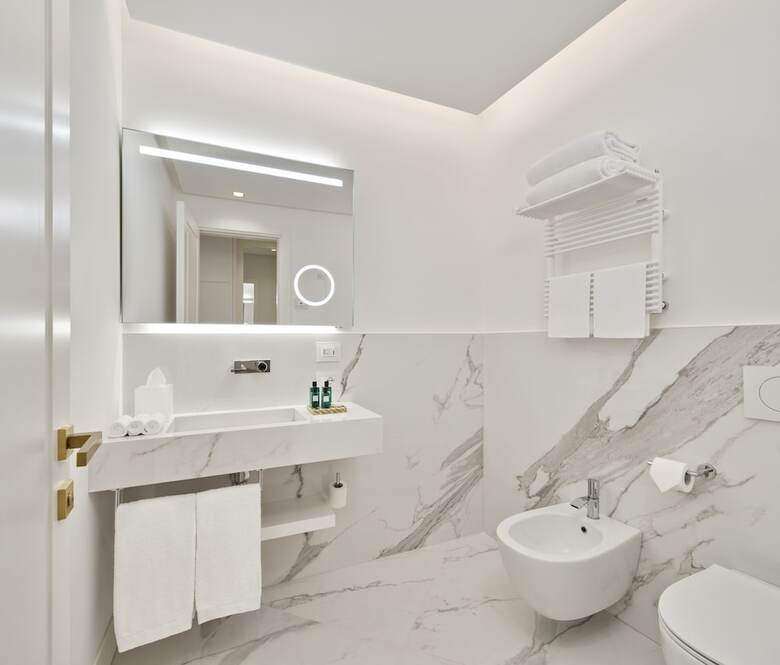 Hotel de Bonart Naples, Curio Collection By Hilton