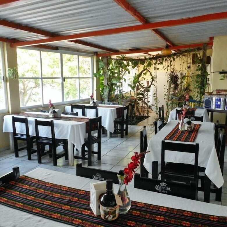 Hotel La Caba�a Del Lago